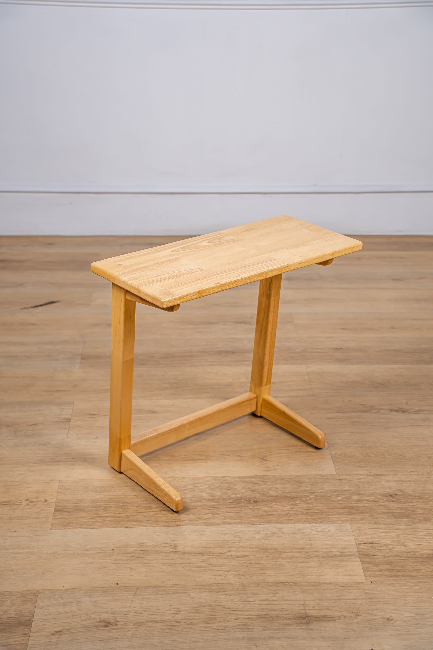 Solven Side Table - Image 4