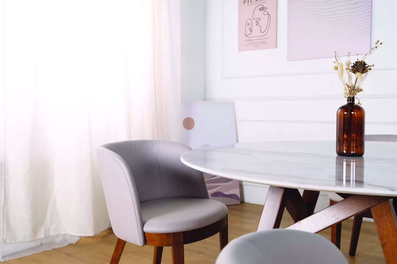 Unique Round Dining Table 1.3m - Image 4