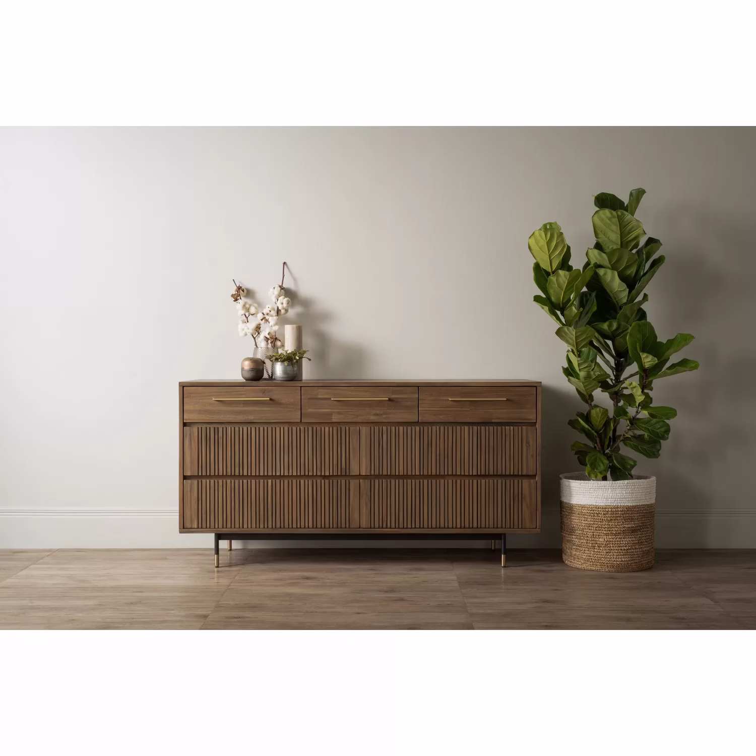 Hamilton Dresser Chest - Image 12